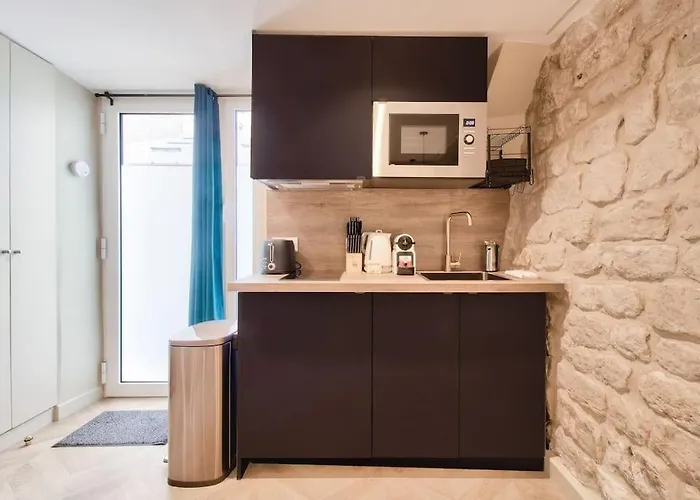 Cozy Heart Of Montmartre & Historic