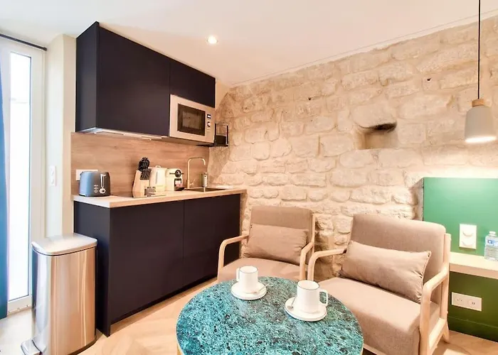 Cozy Heart Of Montmartre & Historic דירה